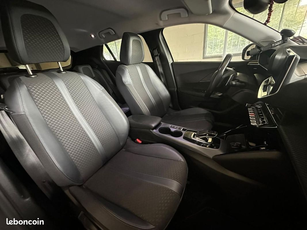 Peugeot 2008 generation-ii 1.5 bluehdi 130 allure business eat bva start-stop (image 15)
