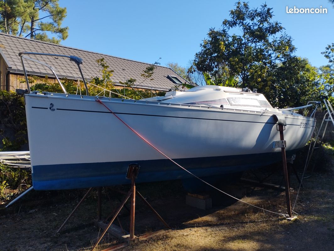 FIRST 235 SK (BENETEAU) — View photo 1