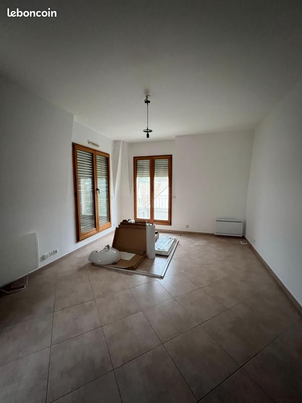 Appartement 3 pièces 53 m² · à Montfermeil · 53 m² · 900 €