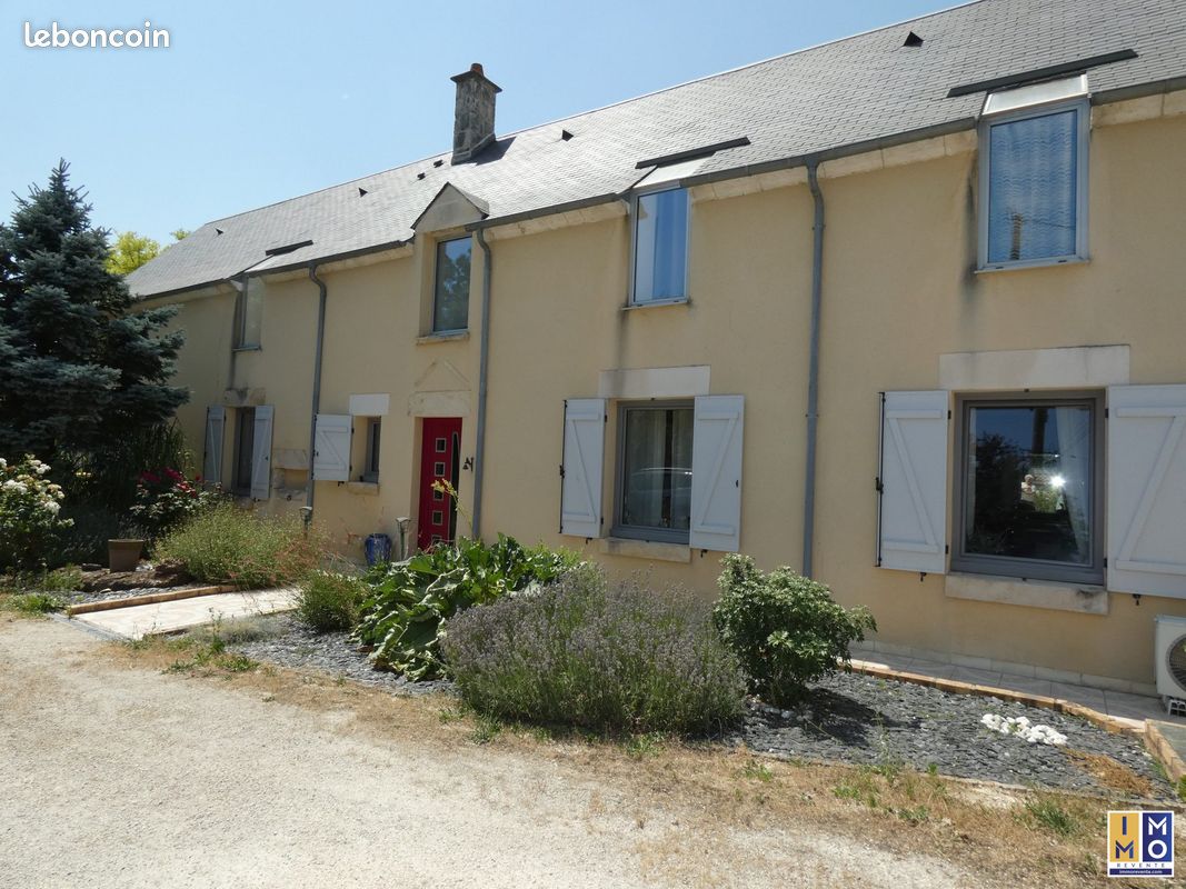 Maison 6 pièces 186 m² · à Sainte-Solange · 186 m² · 279 524 €