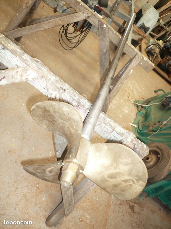 Hélice de bateau Raboesch tr.156 35mm M4 3 pales droite - Vis de bateau