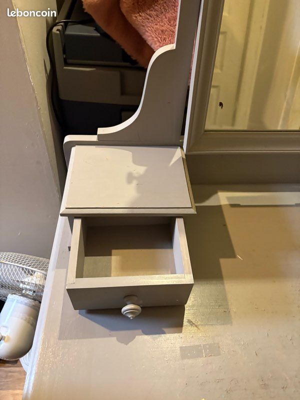 Coiffeuse (image 3)
