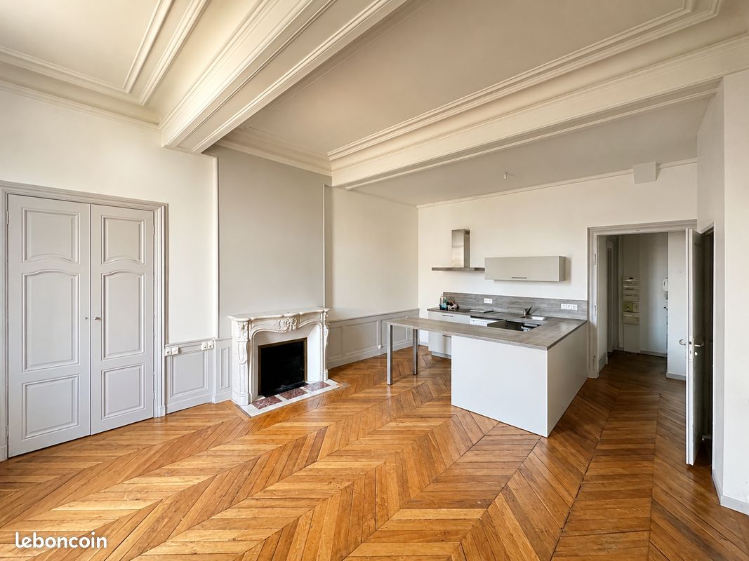 Appartement 3 pièces 70 m² · à Dijon · 70 m² · 980 €/mois