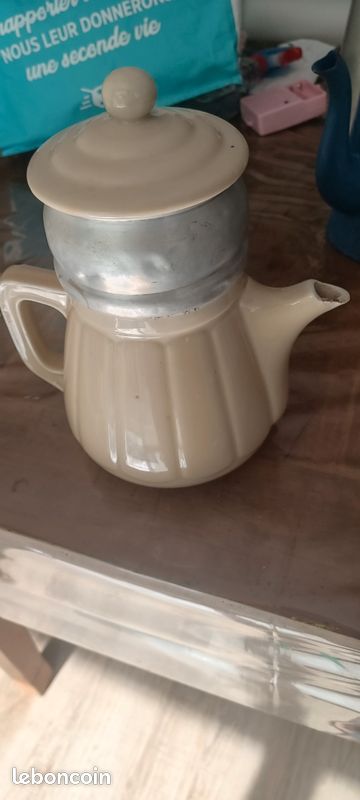 Anciennes cafetières (image 4)