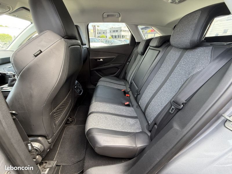 Peugeot 3008 1.6 BLUEHDI 120CH ALLURE S&S (image 11)
