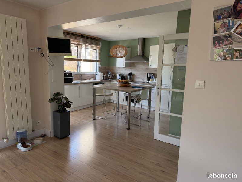 Maison 8 pièces 245 m² · à Calais · 245 m² · 450 000 €