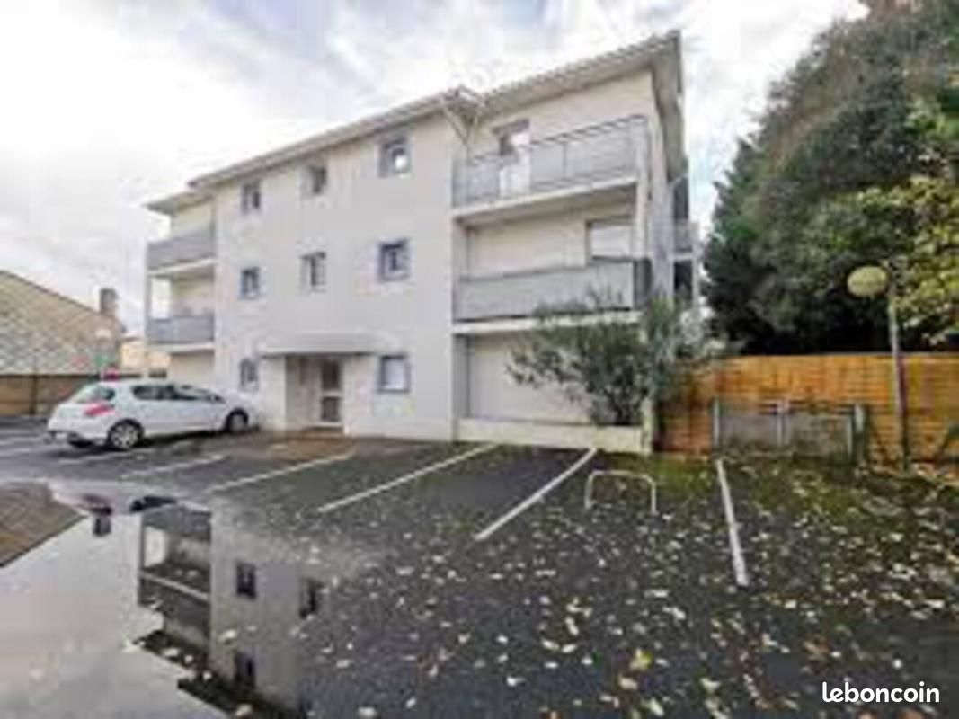 Appartement 3 pièces 81 m² · à Bordeaux · 81 m² · 1 000 €