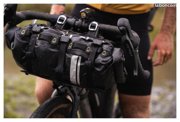 Sacoche cintre bikepacking Riverside Équipements vélos
