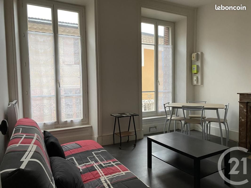 Appartement 2 pièces 46 m² · à Annonay · 46 m² · 355 €