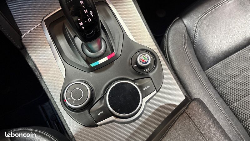 Alfa romeo STELVIO 2.2 DIESEL 210CH SPORT EDITION Q4 AT8 (image 28)