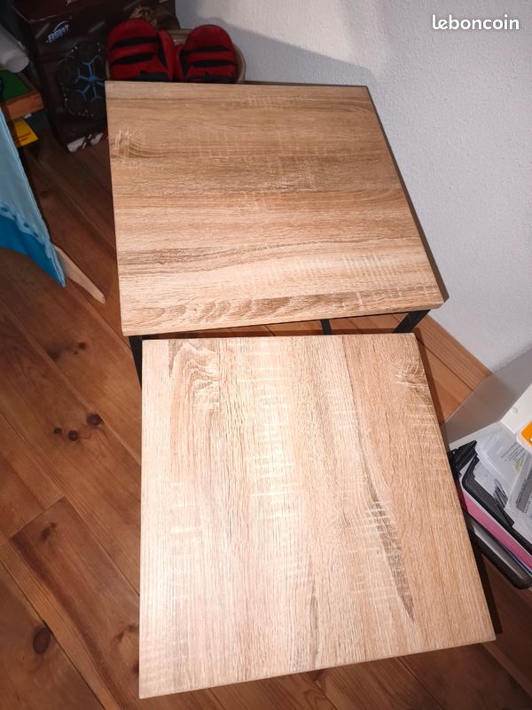 Table basse empilable (image 3)