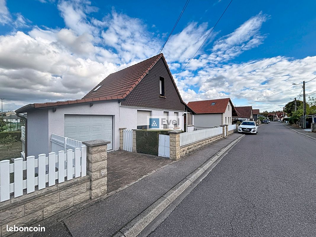 Maison 5 pièces 100 m² · à Valmont · 100 m² · 150 000 €