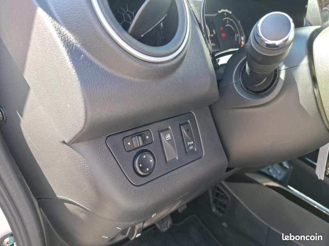 Dacia Spring Expression (image 9)