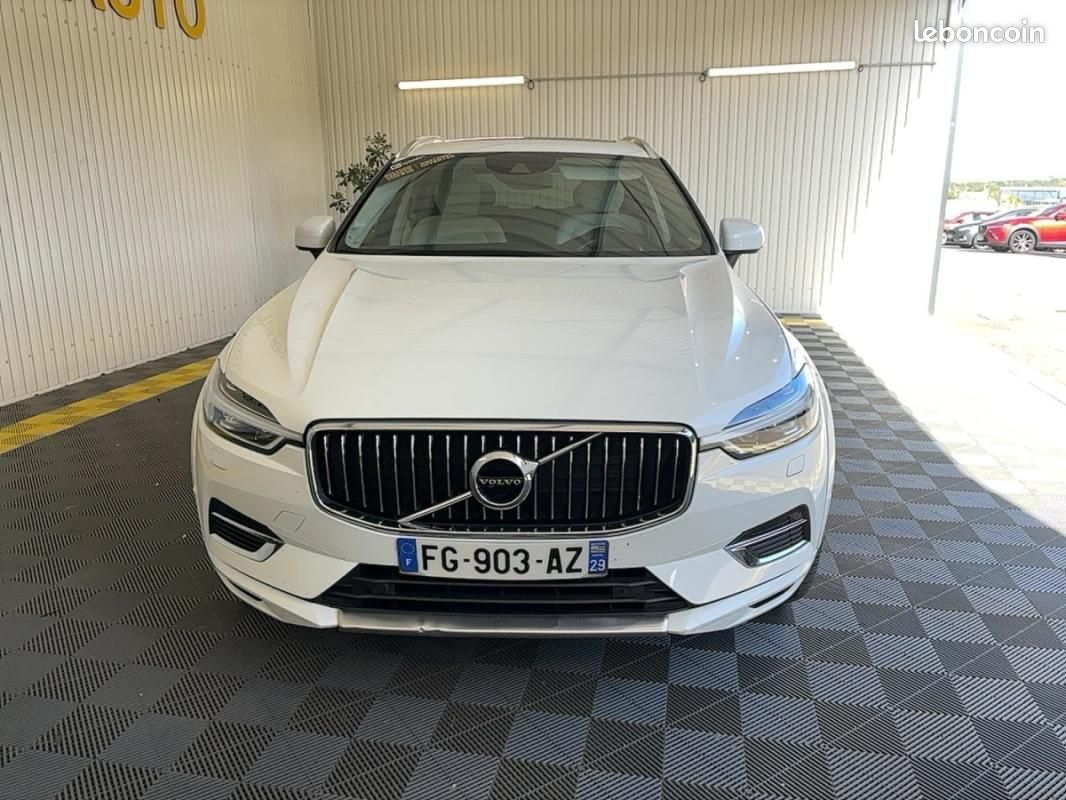 Volvo XC60 T8 TWIN ENGINE 303 CH + 87 GEARTRONIC 8 INSCRIPTION (image 2)