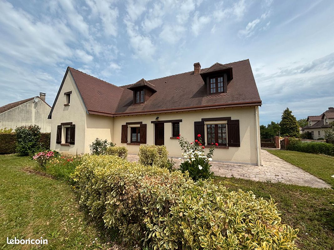 Maison 3 pièces 95 m² · à Brou · 95 m² · 750 €/mois