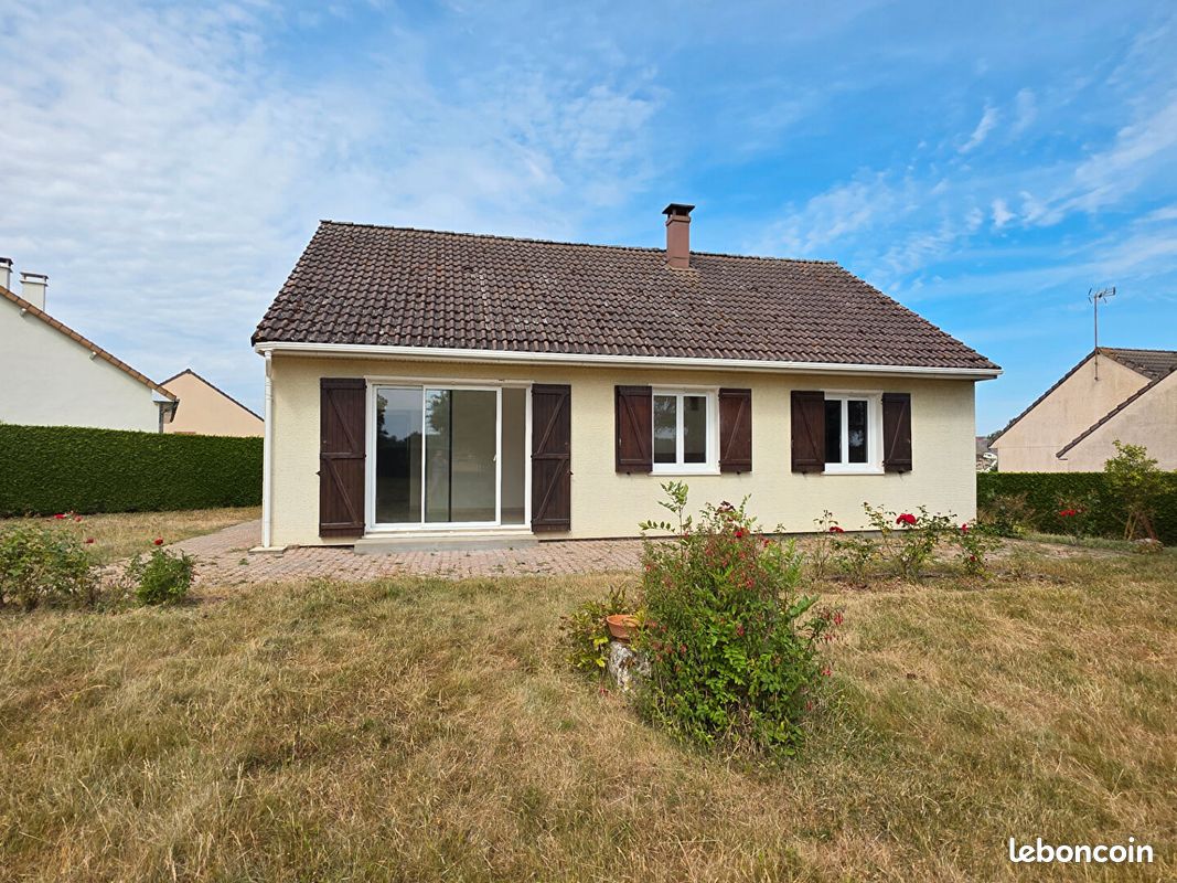 Maison 5 pièces 82 m² · à Crèvecoeur-le-Grand · 82 m² · 269 000 €