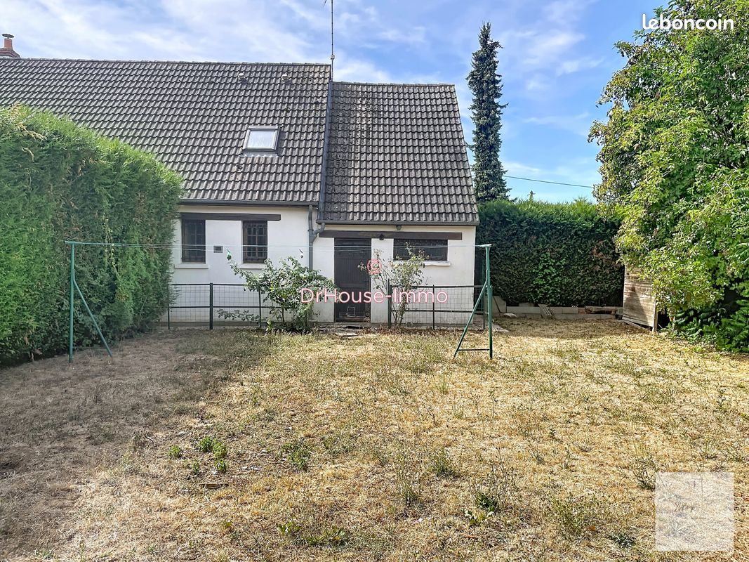 Maison 5 pièces 109 m² · à Saint-Péravy-la-Colombe · 109 m² · 189 000 €
