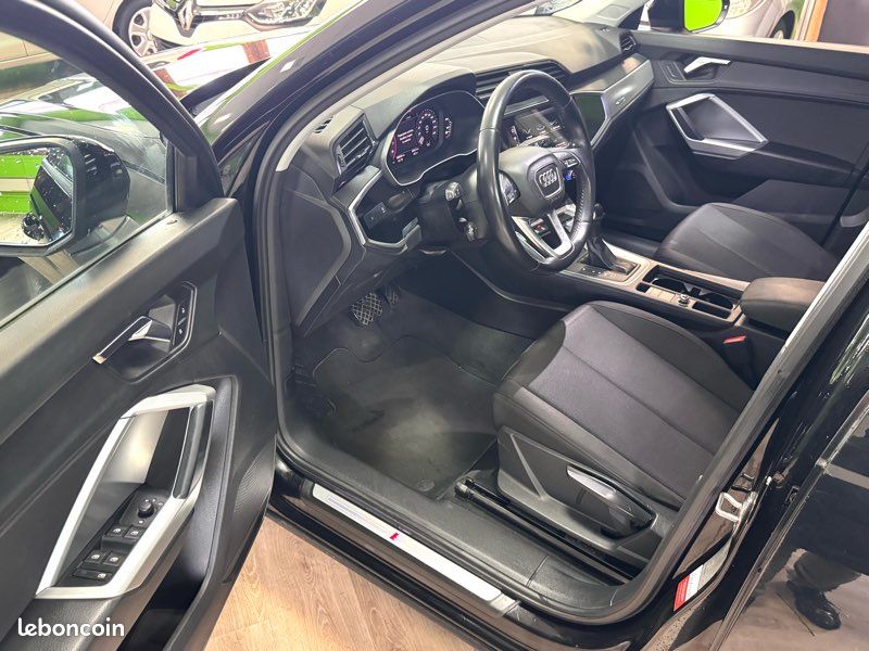 Audi Q3 II 35 TFSI 150 DESIGN S TRONIC 7 (image 2)