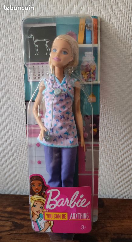 Test du coffret vétérinaire Barbie Métiers GCK86 : jouet complet avec poupée, animaux et accessoires
