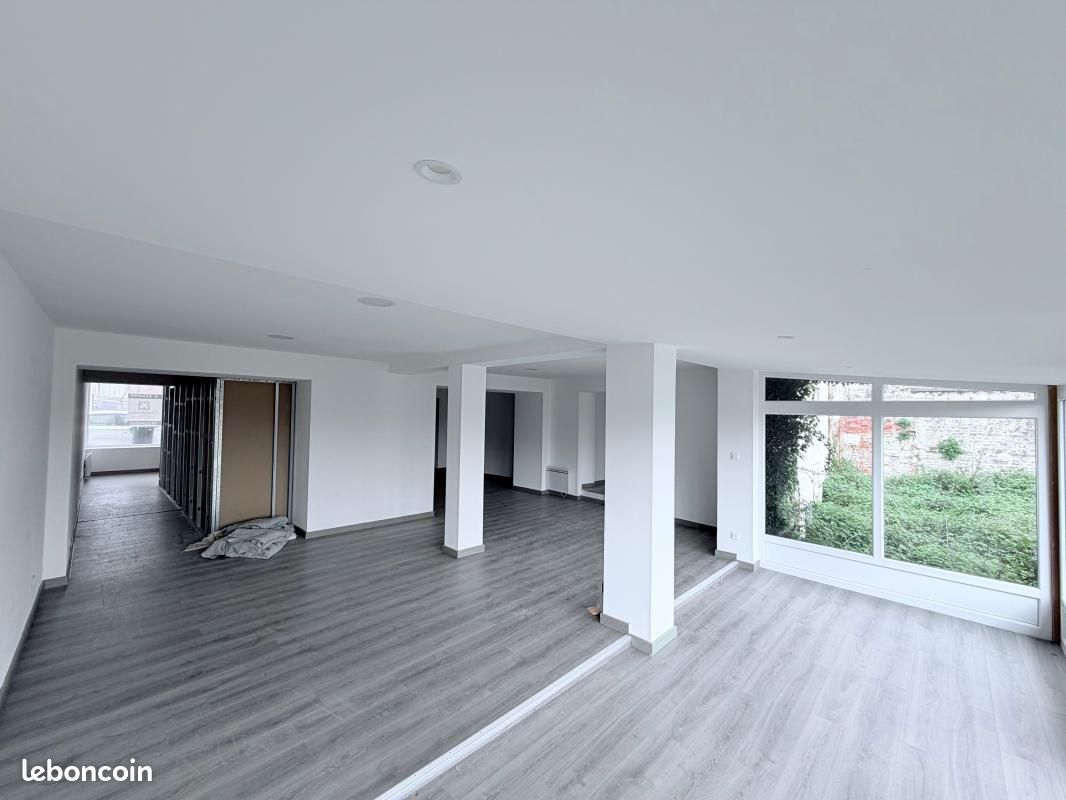 Immeuble 5 pièces 260 m² (image 10)