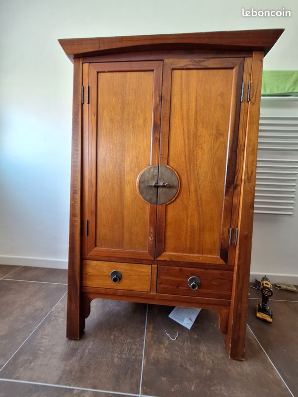Armoire chinoise en bois exotique (image 1)