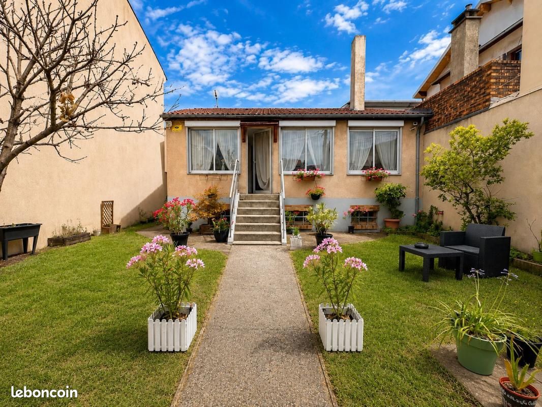 Maison 3 pièces 85 m² · à Montreuil · 85 m² · 470 000 €