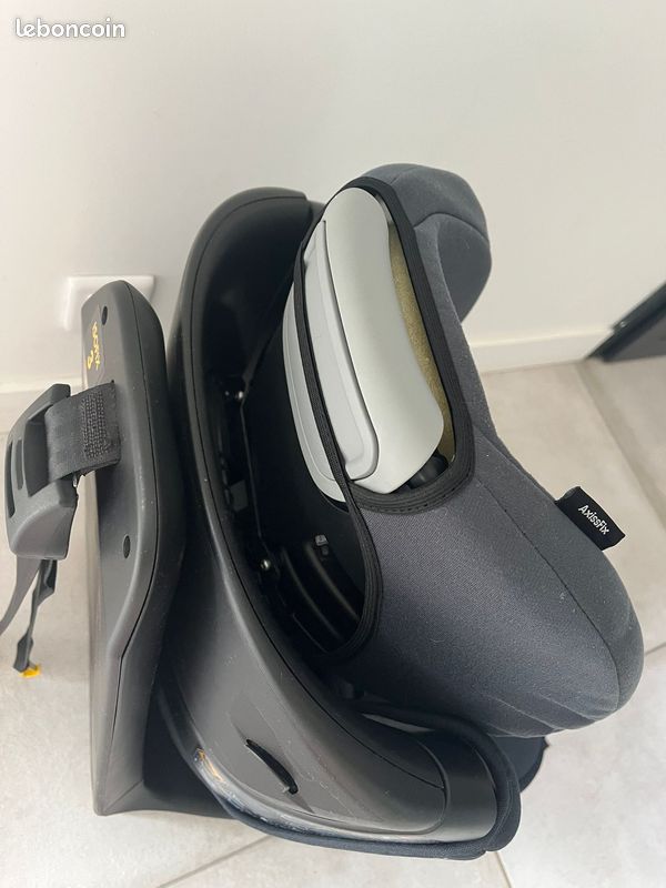 Siège Auto pivotant, Modèle AxissFix, 2023 (image 5)