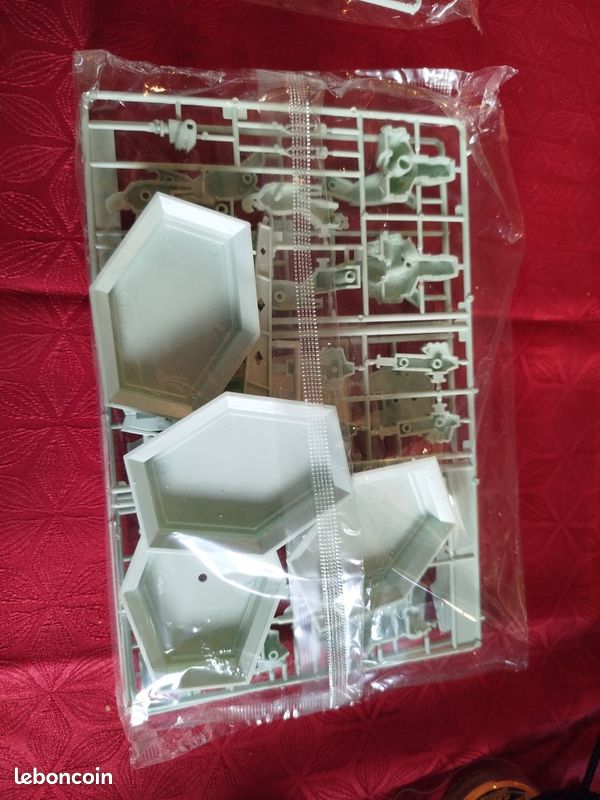 Maquette ARII Heavy Battroid VF-1A Standard Armored Valkyrie n°65 (image 9)