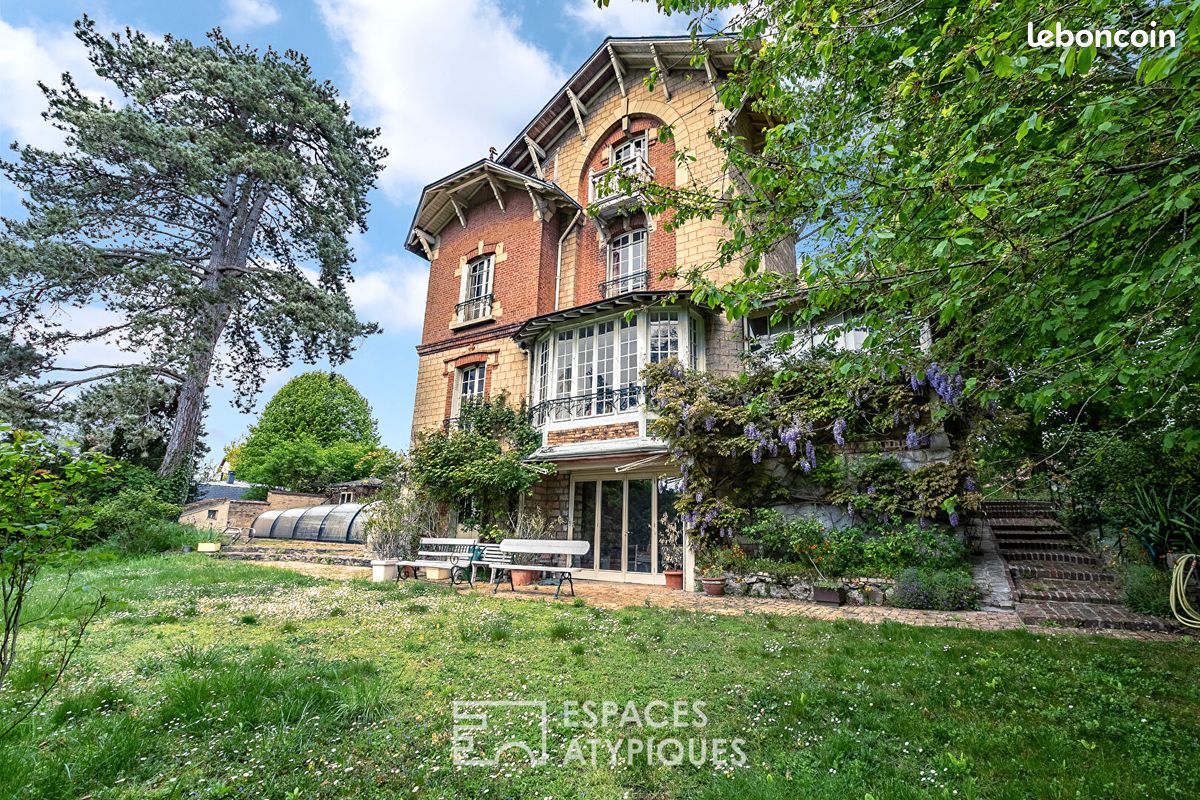 Maison 8 pièces 247 m² · à Coye-la-Forêt · 247 m² · 1 150 000 €