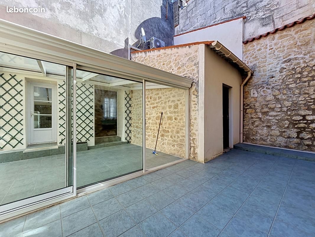 Maison 5 pièces 148 m² · à Rochefort · 148 m² · 299 620 €