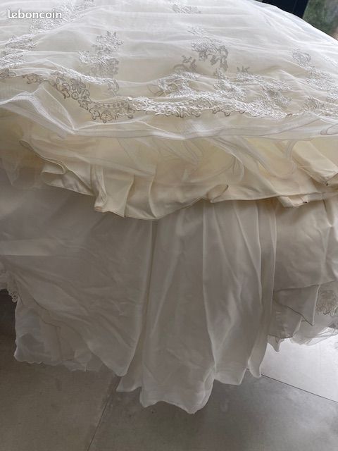 Robe de mariée + jupon + voile (image 13)