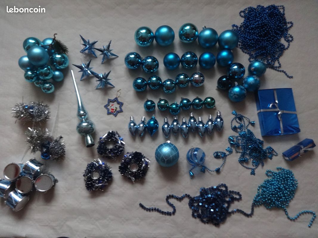 Lot de 71 articles de décoration pour table et sapin de Noël (image 1)