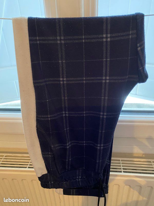 Pantalon marine et blanc (image 1)