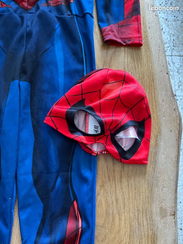 Deguisement Spiderman 3/4 ans (image 6)