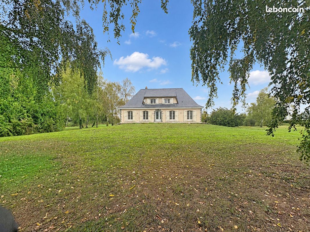 Maison 5 pièces 130 m² · à Vernantes · 130 m² · 232 700 €