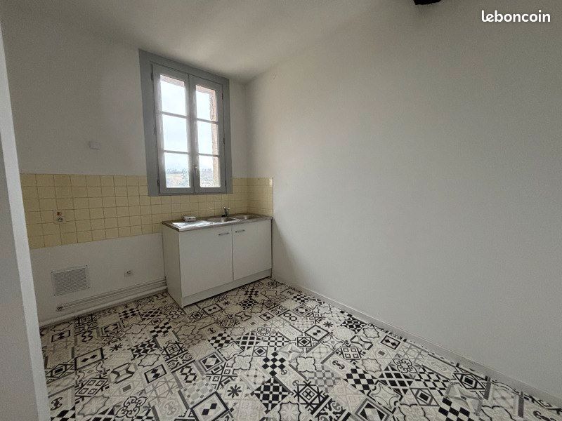 Appartement 2 pièces 61 m² · à Sainte-Foy-la-Grande · 60,9 m² · 500 €/mois
