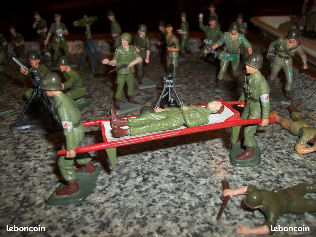 Petit Soldat Plastique Starlux Vintage - Chauffeur Militaire Pompier Gendarmerie