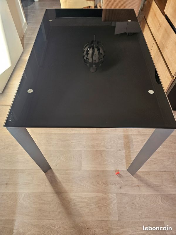Table a vendre (image 1)