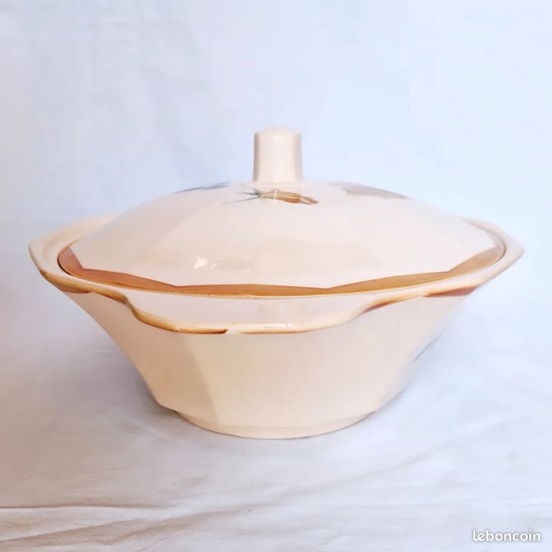 Soupière Ou Légumier Sarreguemines Digoin Modèle Bourbon Décors Moulin Bleu
