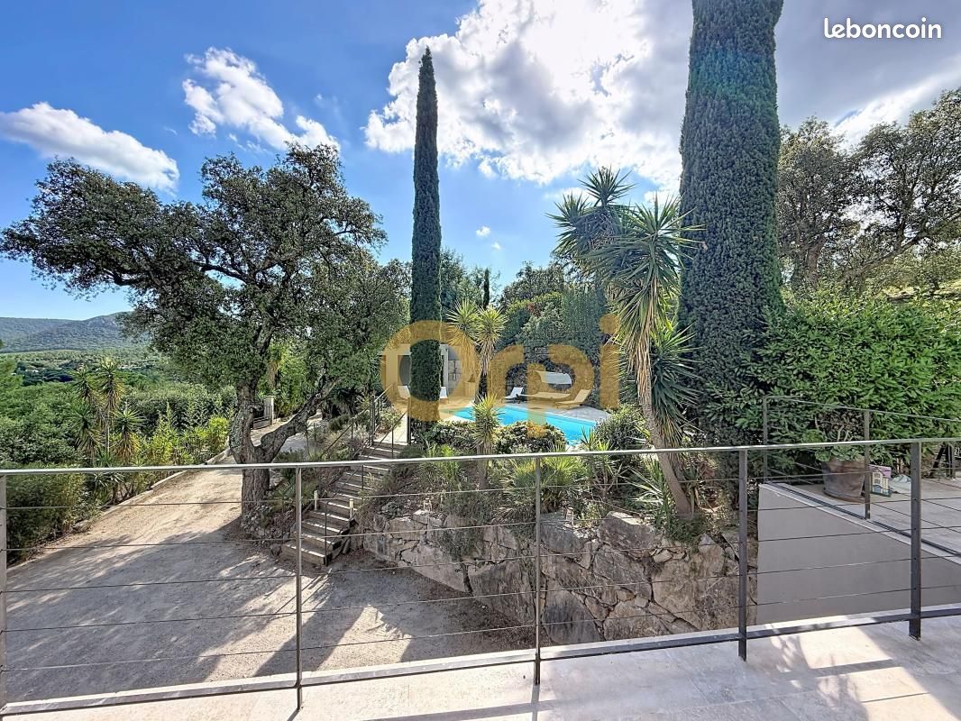 Maison 5 pièces 200 m² · au Plan-de-la-Tour · 200 m² · 1 399 999 €