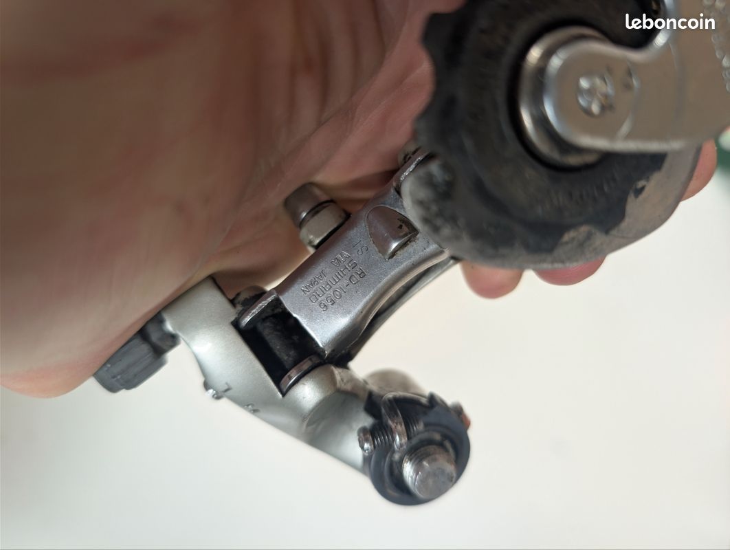 dérailleur arriére SHIMANO 105 RD-1056 8 vitesses speed Integrated SIS