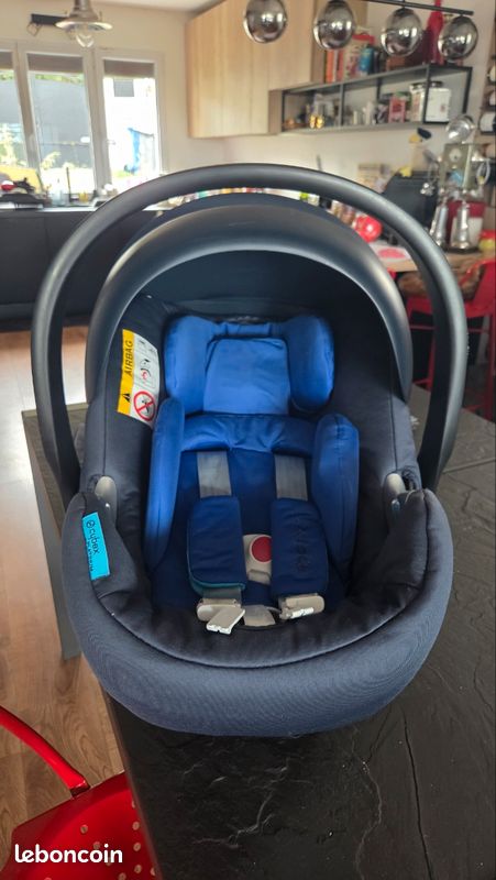 Coque cybex avec base isofix (image 1)