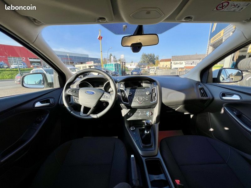 Ford FOCUS 1.5 TDCI 95CH STOP&START TREND (image 9)