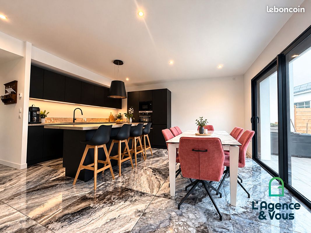 Maison 7 pièces 154 m² · à Lorient · 154 m² · 494 000 €