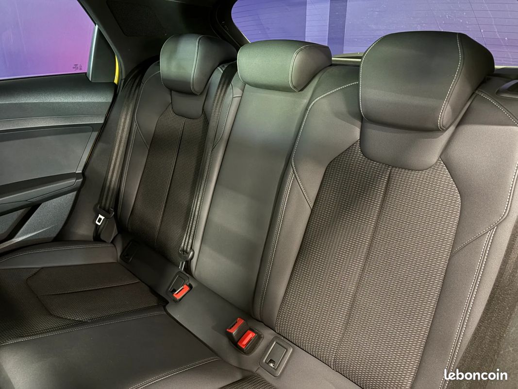 AUDI A1 Sportback 30 TFSI 116ch line S tronic 7- Apple CarPlay - Caméra de recul - Sièges sport (image 23)