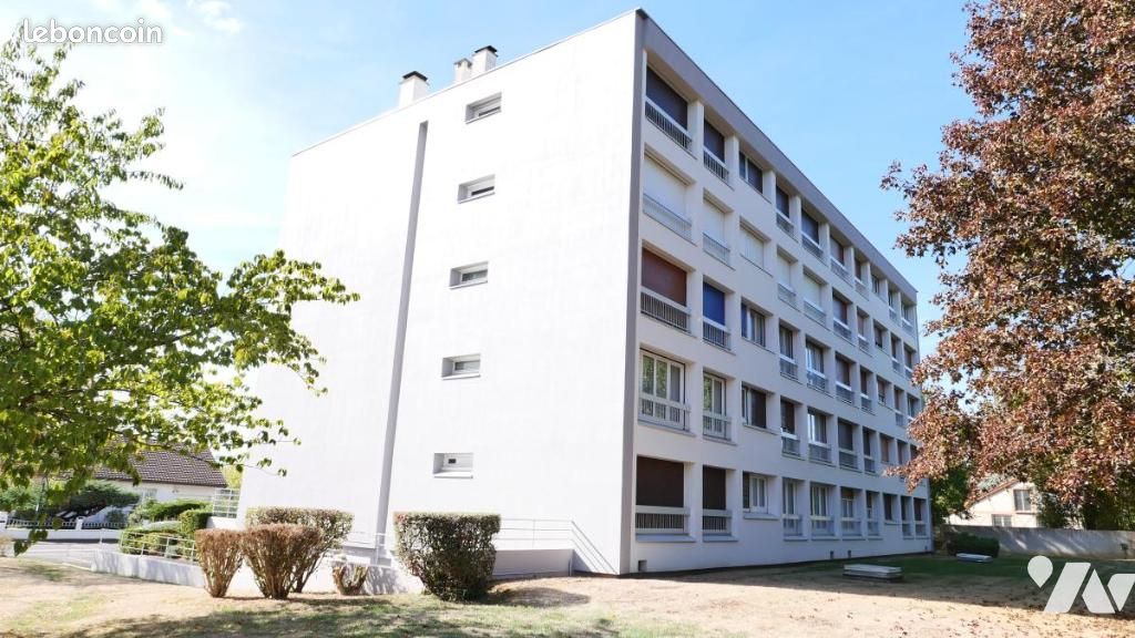 Appartement 4 pièces 87 m² · à Gien · 87 m² · 121 900 €