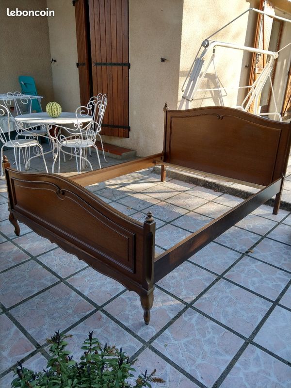 Montant de lit 140/190 en bois bon état (image 1)