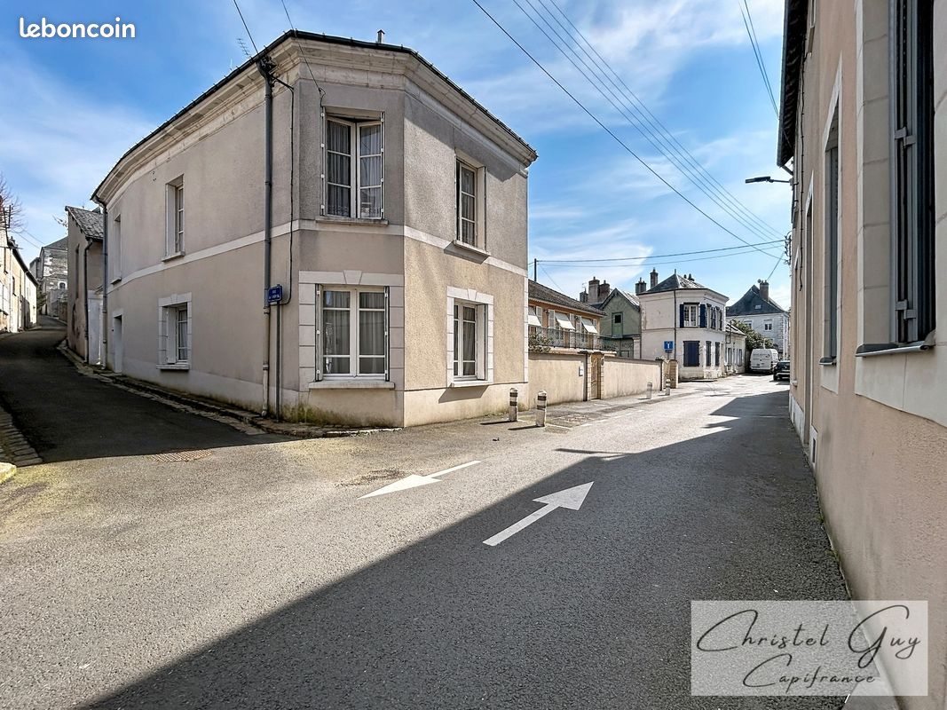 Maison 6 pièces 124 m² · à Montval-sur-Loir · 124 m² · 69 000 €