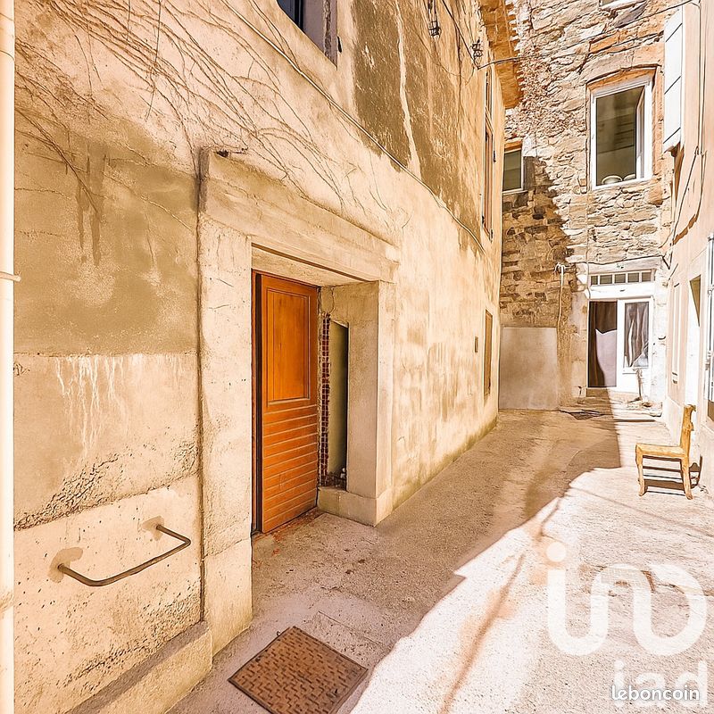 Maison 5 pièces 75 m² · à Adissan · 75 m² · 49 000 €