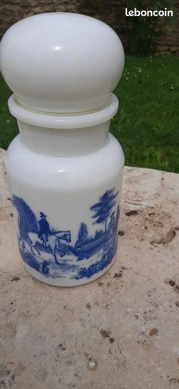 Pot d'apothicaire en opaline vintage décor bleu chevaux (image 8)